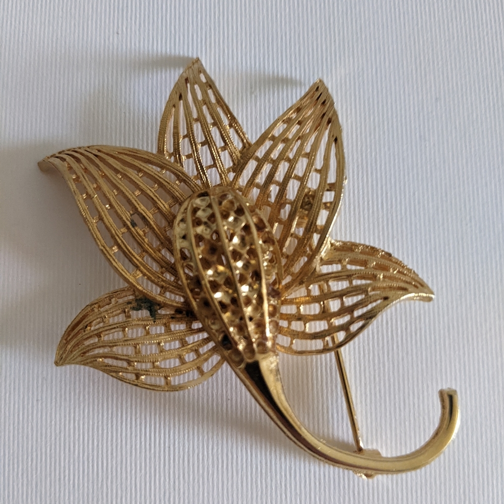 Vintage Corocraft brooche